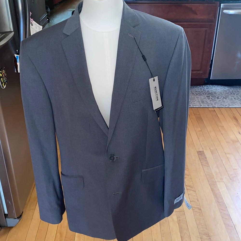 😎NWT😎 Kenneth Cole REACTION Suit Jacket